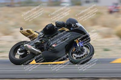 media/Jan-14-2023-SoCal Trackdays (Sat) [[497694156f]]/Turn 4 Set 2 (1030am)/